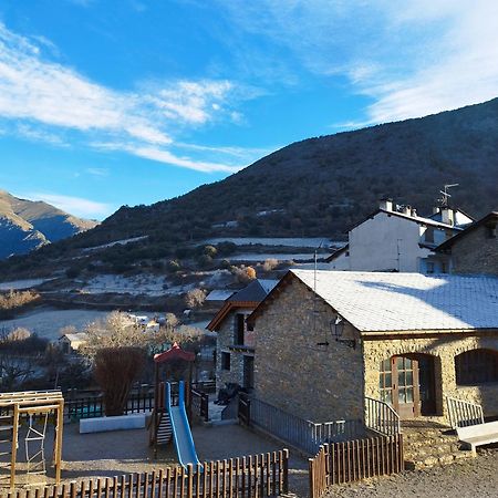 Casa Rural La Comella Tirvia Luaran gambar