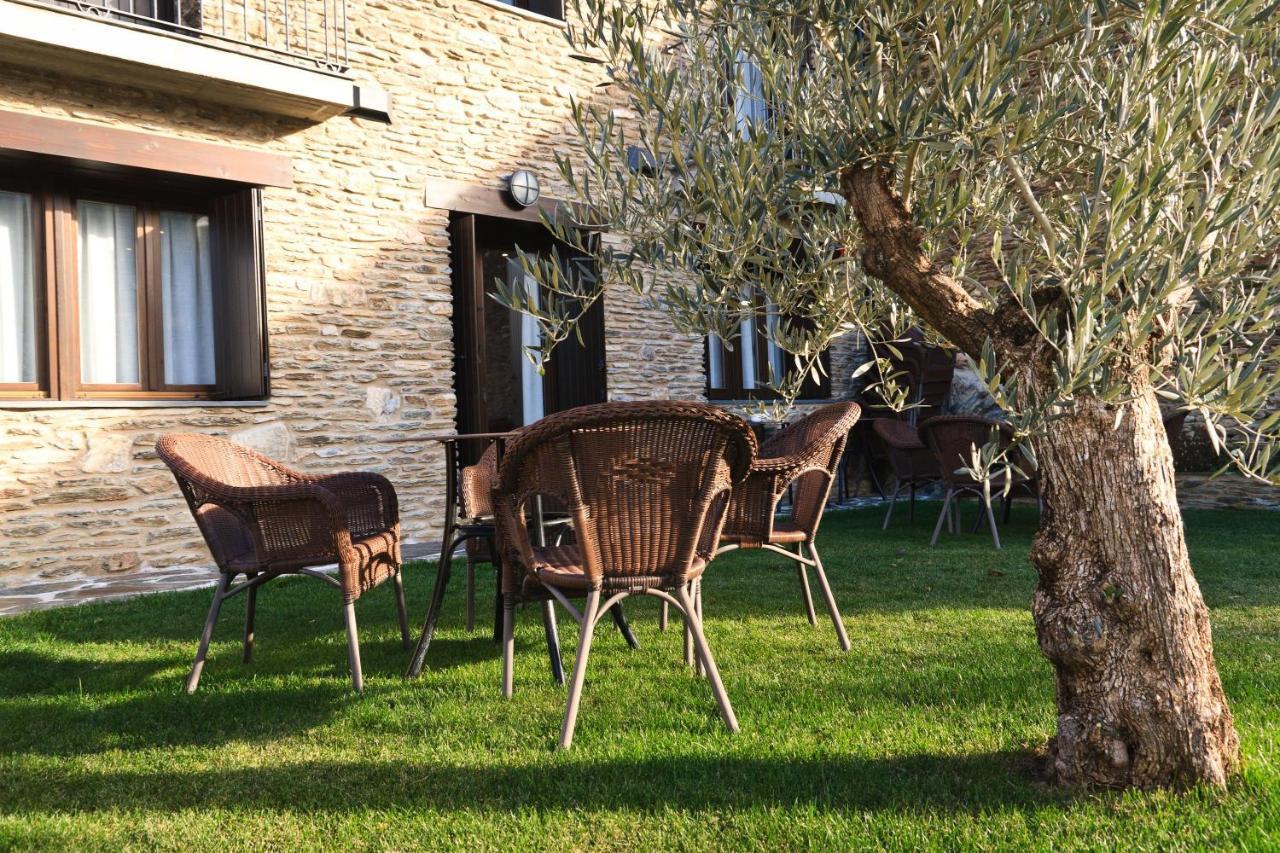 Casa Rural La Comella Tirvia Luaran gambar