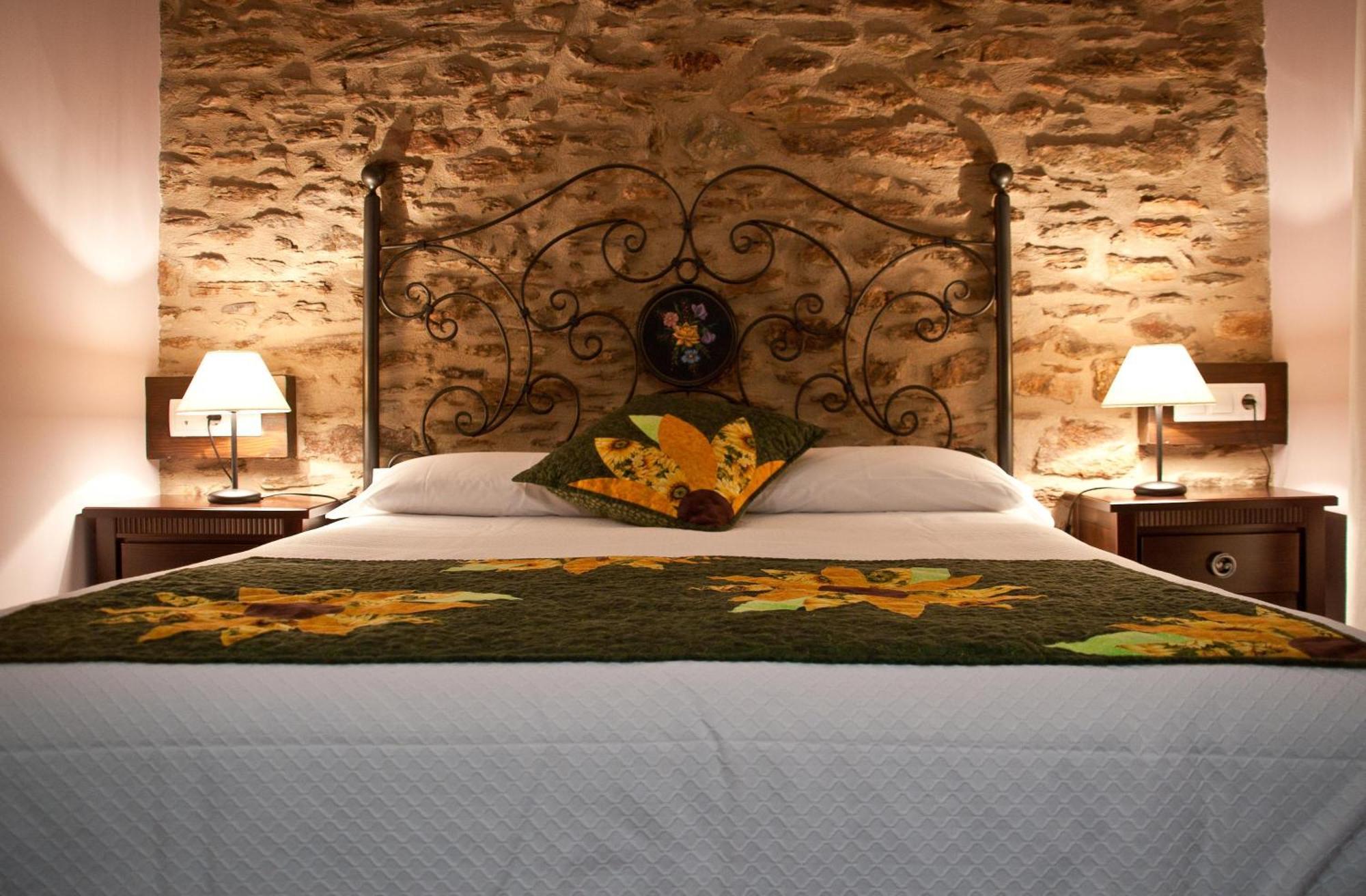 Casa Rural La Comella Tirvia Luaran gambar
