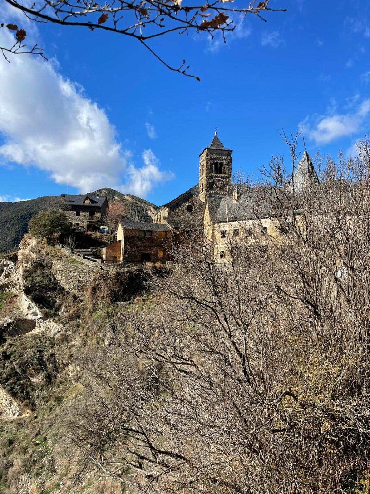 Casa Rural La Comella Tirvia Luaran gambar