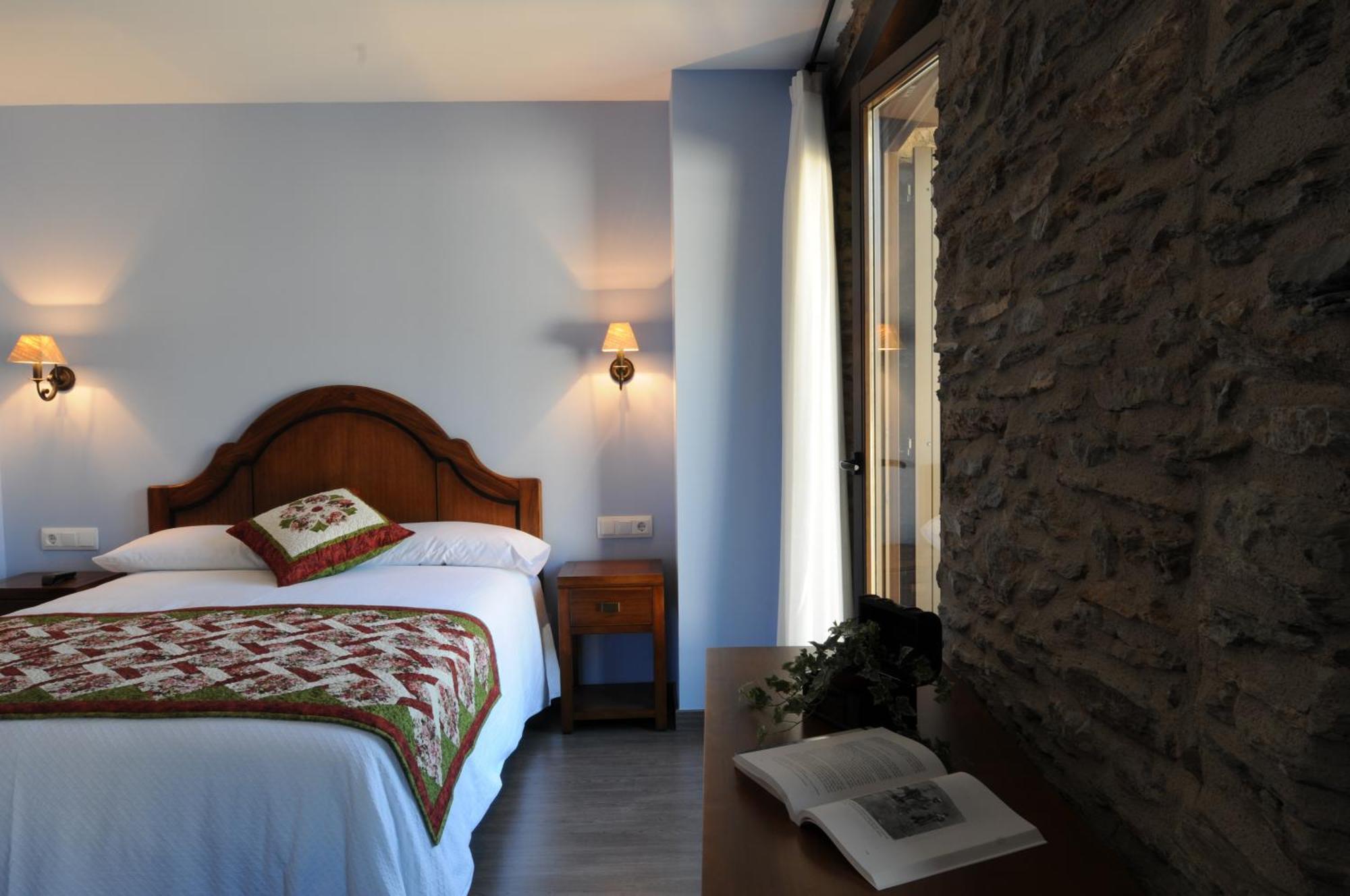 Casa Rural La Comella Tirvia Luaran gambar