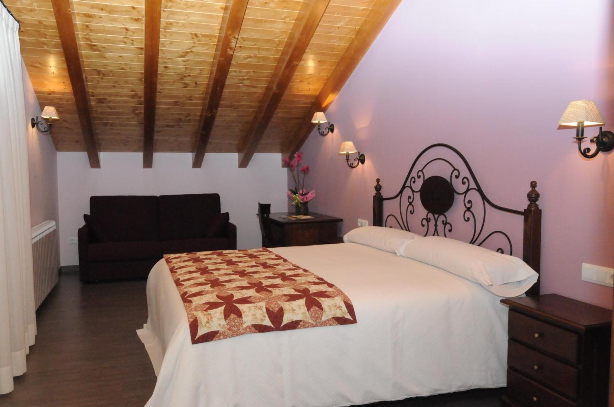Casa Rural La Comella Tirvia Luaran gambar
