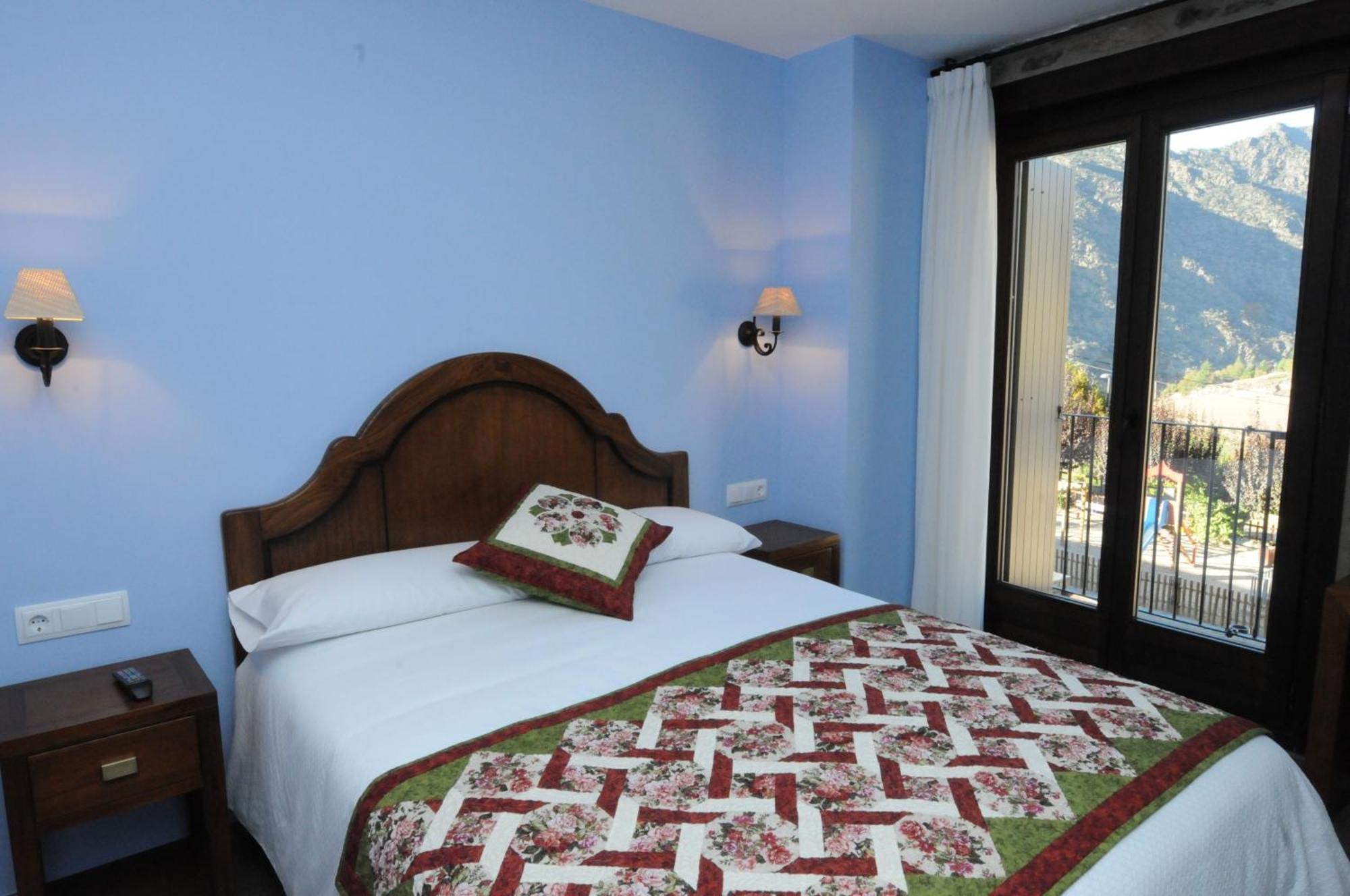 Casa Rural La Comella Tirvia Luaran gambar