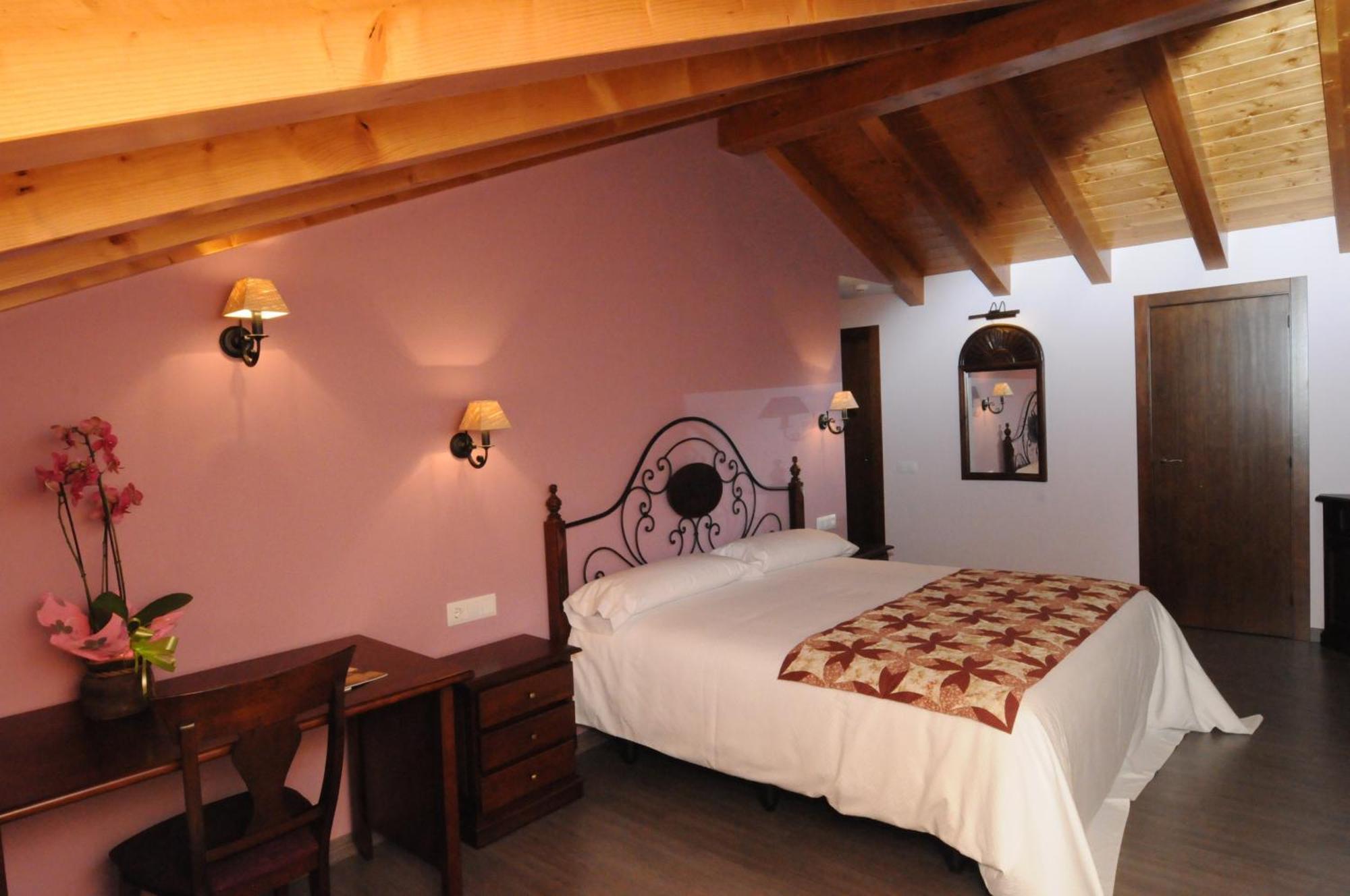 Casa Rural La Comella Tirvia Luaran gambar
