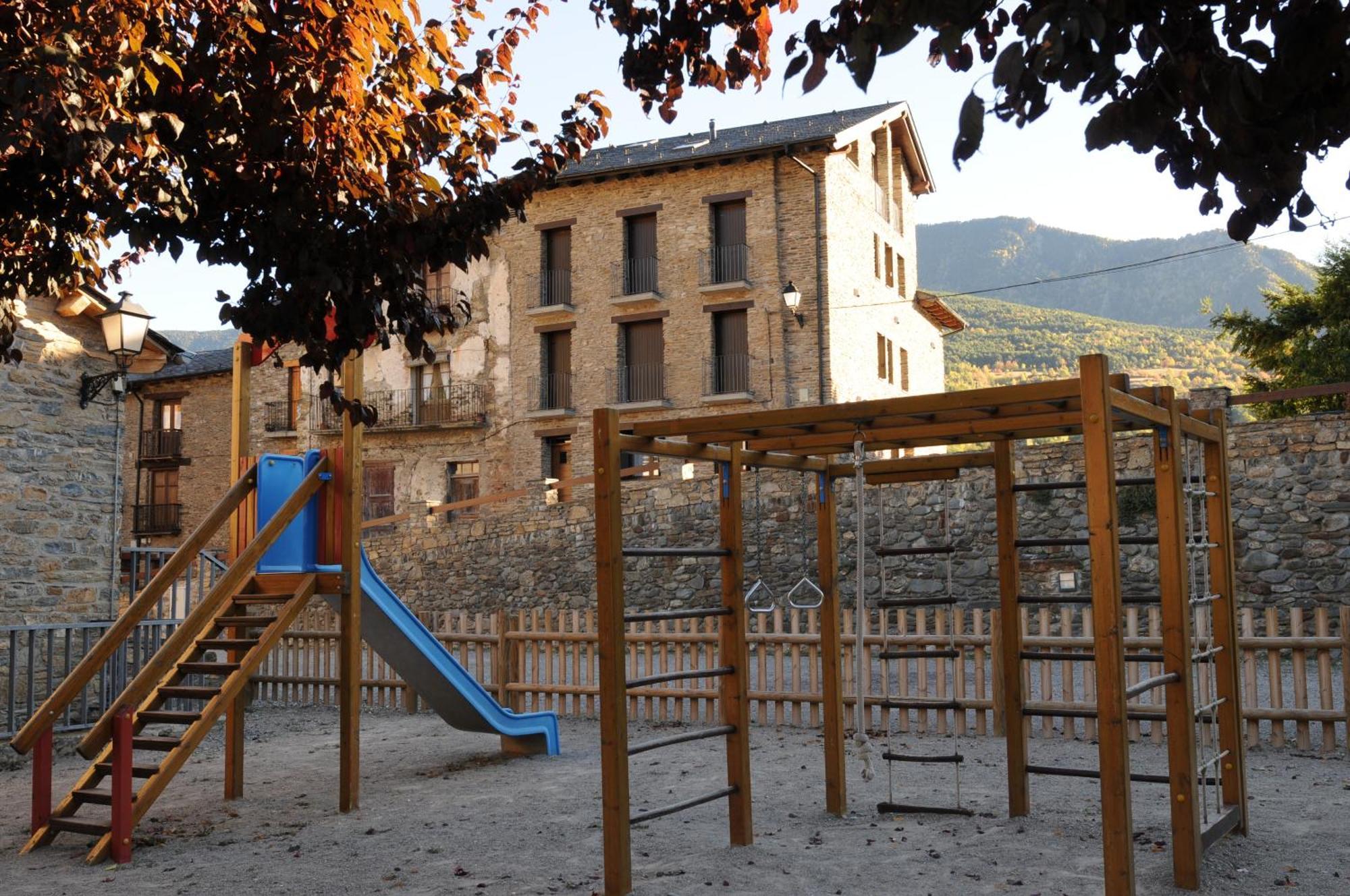 Casa Rural La Comella Tirvia Luaran gambar